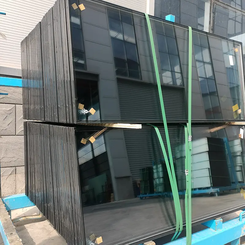 Огнестойкое стекло толщиной 6 мм