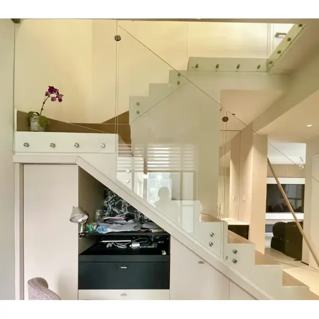 Просверленное стекло для перил